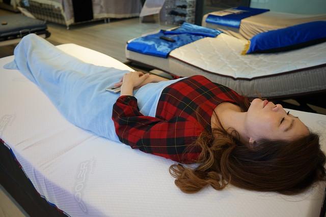 台中智慧床墊推薦~智能臥室睡眠館 AI智能電動床 按摩、律動、紓壓一次到位的完美 有了他在家天天都是度假天    菠蘿油與豬扒飽的頂級生活